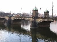 Na obrázku se nachází, který Pražský most? (náhled)