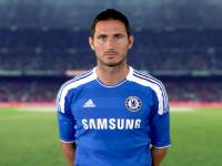 Jaké číslo nosí anglický záložník Frank Lampard? (náhled)