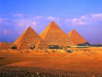 Jsou na obrázku č.1 pyramidy v Gize? (náhled)