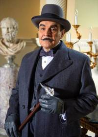 Dv se na ns z fotografie .5 detektiv Hercule Poirot ze stejnojmennho serilu? (nhled)