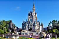 Jak se nazývá město u kterého leží Walt Disney World Resort? (náhled)