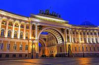 Která klasicistní budova v Petrohradě je na fotografii č.4? (náhled)