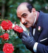Dv se na ns z fotografie .3 detektiv Hercule Poirot ze serilu "Hercule Poirot"? (nhled)