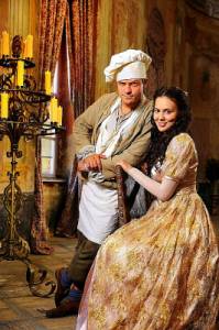 Je na obrázku č.9 kuchař Ondra s princeznou Verunkou z filmové pohádky "Svatojánský věneček"? (náhled)